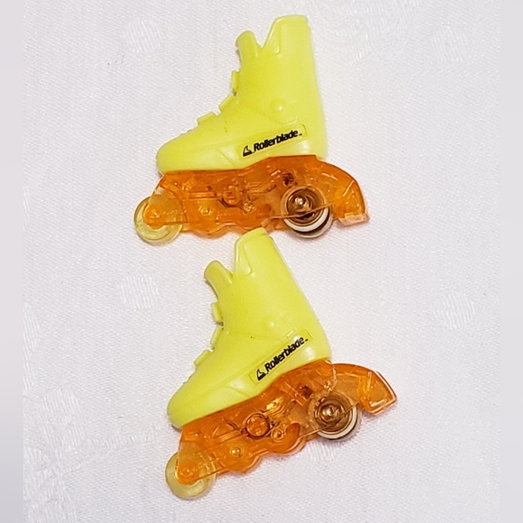 Barbie Other - Barbie Flash Rollerblades